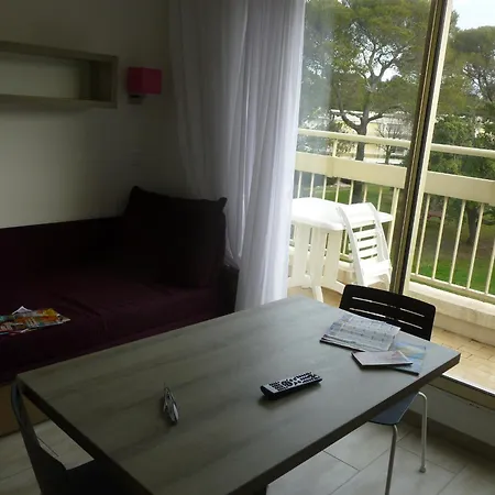 La Corniche D'or A St Raphael Apartment